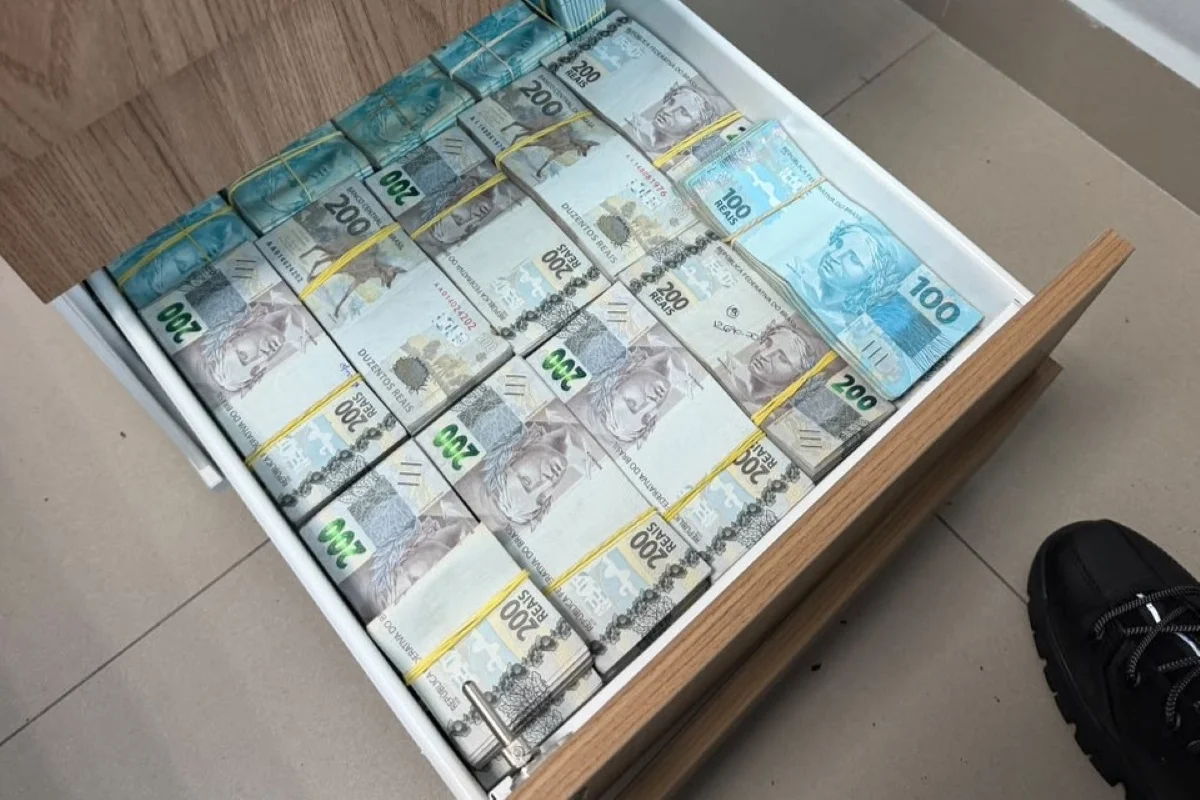 PF faz operação contra possíveis crimes de lavagem de dinheiro e delitos eleitorais em Sorocaba PF faz operação contra possíveis crimes de lavagem de dinheiro e delitos eleitorais em Sorocaba