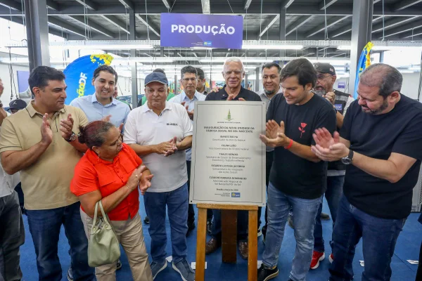 Ibaneis inaugura unidade da Fábrica Social no Sol Nascente