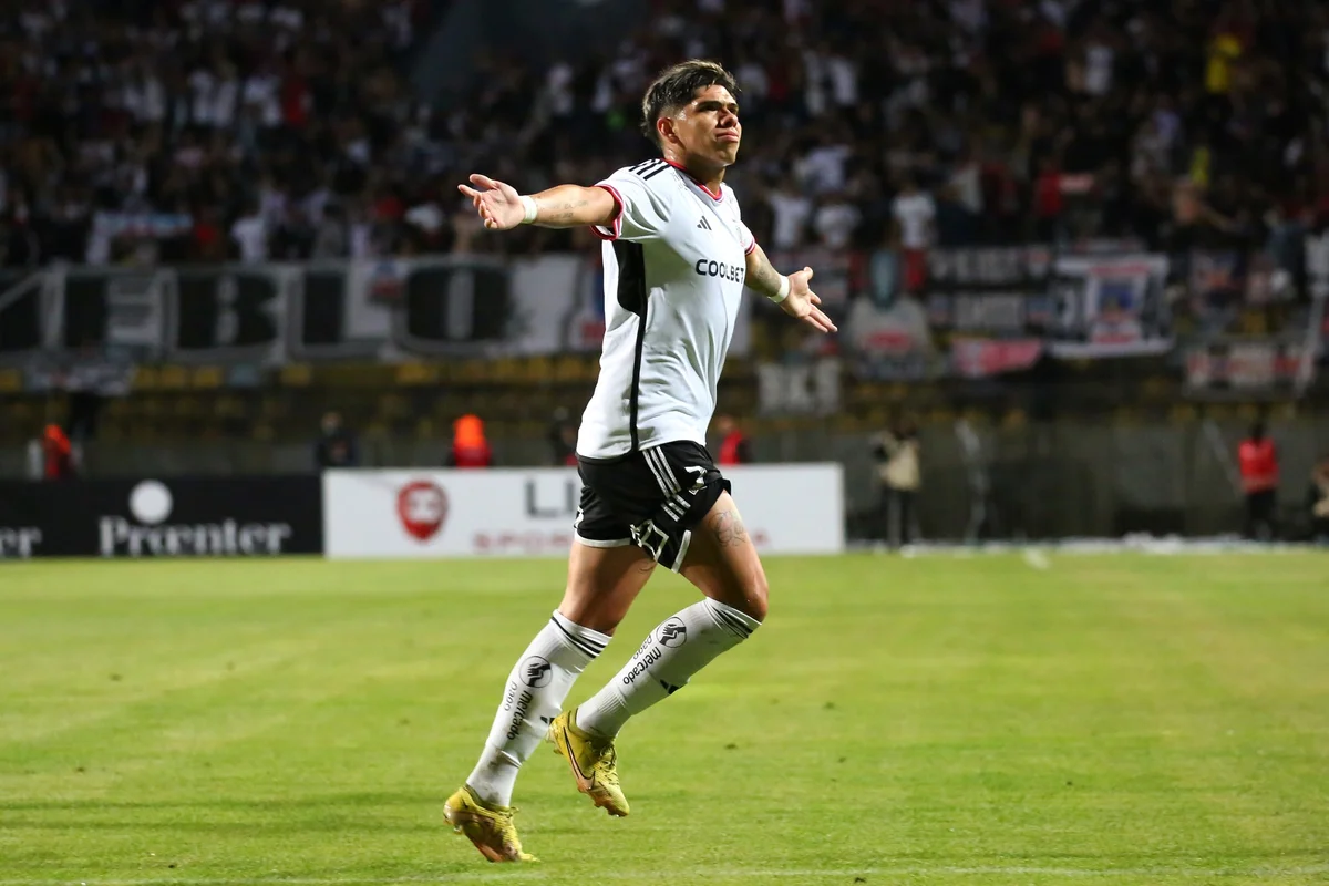 Ex-Vasco, Palacios é investigado em operação contra tráfico no Chile - imagem 1 Ex-Vasco, Palacios é investigado em operação contra tráfico no Chile - imagem 1
