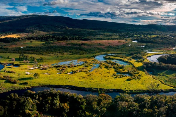 Colombiano desaparece após seguir sozinho por trilha na Serra do Cipó