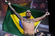 Charles do Bronx encara Gamrot diante da torcida no UFC Rio Charles do Bronx encara Gamrot diante da torcida no UFC Rio