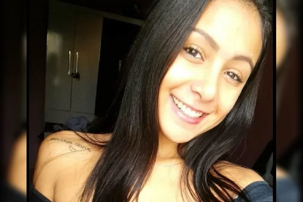 Jovem assassinada por companheiro em São Paulo é enterrada no DF