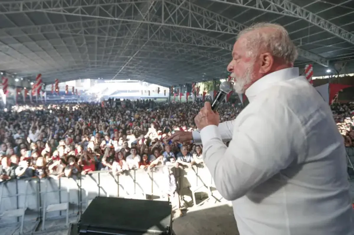 O presidente Luiz Inácio Lula da Silva (PT), em 2023, na posse de diretores do Sindicato dos Metalúrgicos do ABC, que banca a TVT. O presidente Luiz Inácio Lula da Silva (PT), em 2023, na posse de diretores do Sindicato dos Metalúrgicos do ABC, que banca a TVT.