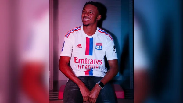 Botafogo: venda de Jeffinho ao Lyon garante 2.100% de lucro ao clube