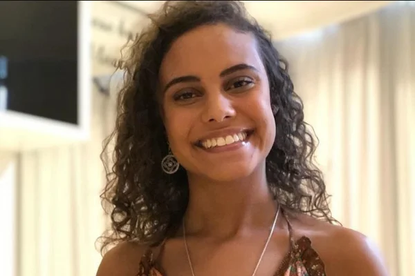 Rebeca Mello foi aprovada