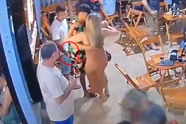 Homem mata rival após mão na bunda em forró e pula no rio para fugir