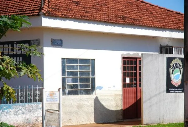 Bandidos invadem fazenda e furtam várias armas em MS