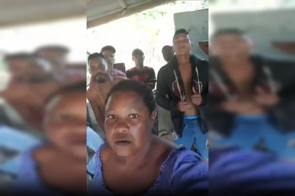 Trecho do vídeo que alagoanos denunciam situação análoga à escravidão - Metrópoles