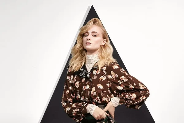 Louis Vuitton apresenta pre-fall 2019 com 17 artistas no lookbook