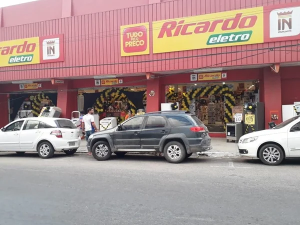 Fachada de loja da Ricrado Eletro