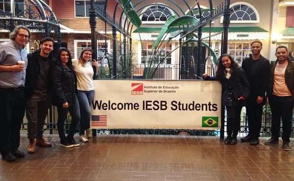 Alunos do DF viajam para EUA e otimizam estudos com currículo global