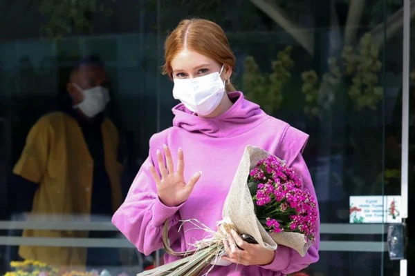 Marina Ruy Barbosa rebate seguidor e fãs vibram: “Isso mesmo”