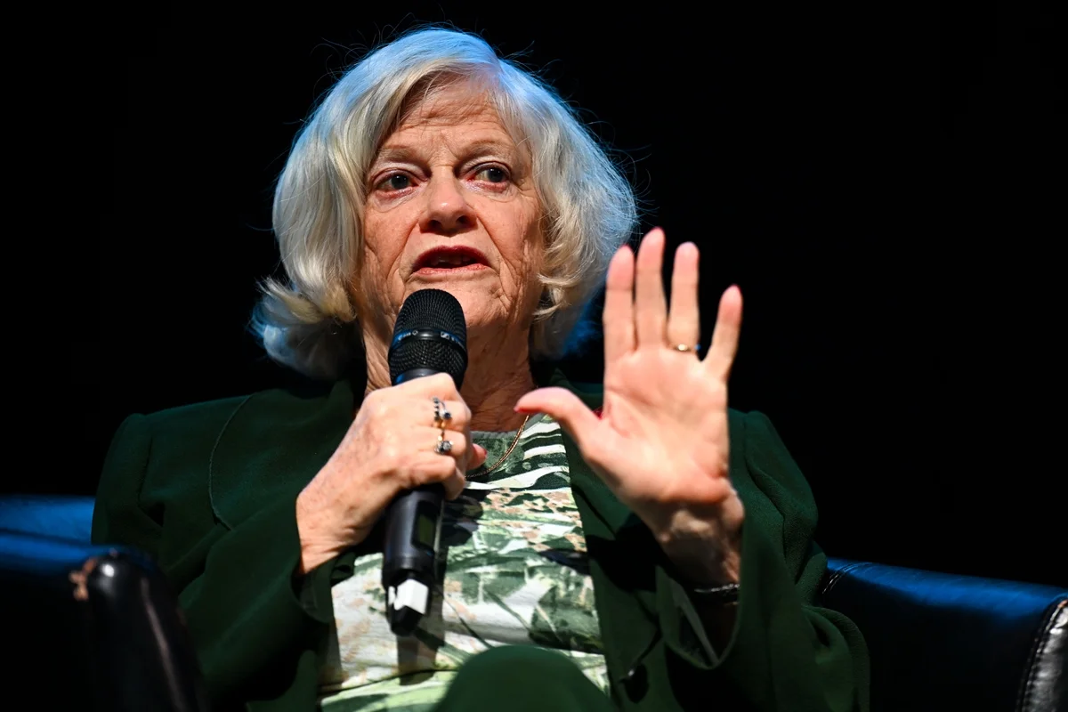 Homem Liberado após Suspeita de Assassinato de Ann Widdecombe