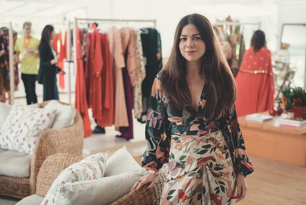 Designer Betina De Luca é pedida em casamento por Lair Pasetti
