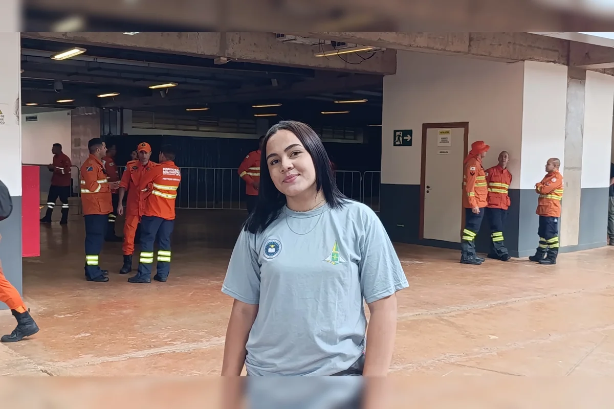 Para a aluna Vitória Lopes, do Centro Educacional (CED) 01 do Itapoã, escola da rede pública gerida no modelo cívico-militar (CCM-DF), a experiência trouxe um aprendizado inédito Para a aluna Vitória Lopes, do Centro Educacional (CED) 01 do Itapoã, escola da rede pública gerida no modelo cívico-militar (CCM-DF), a experiência trouxe um aprendizado inédito
