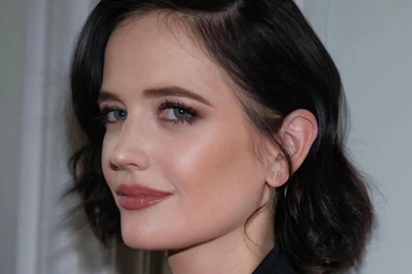 Imagem colorida de Eva Green - Metrópoles