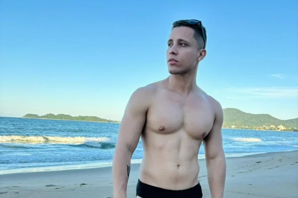 O influenciador Apolo dos Santos