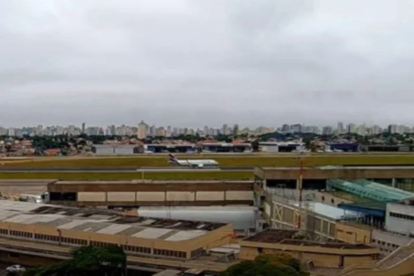 aeroporto congonhas falha torre de controle sp