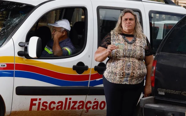 “Nadei na lama atrás do corpo do meu marido”, conta sobrevivente