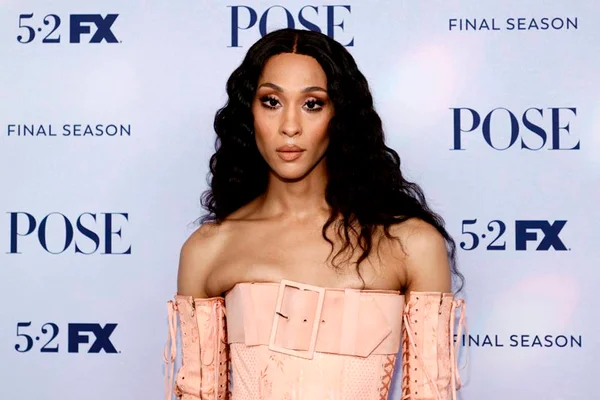 Atriz de Pose é a primeira trans indicada em categoria principal do Emmy