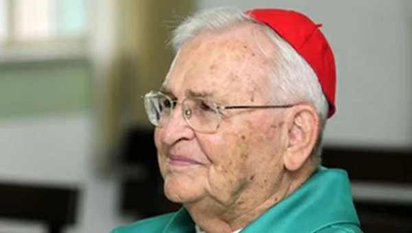 Papa destaca “permanente atenção pelos desfavorecidos” de d. Paulo
