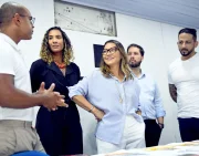 Janja visita barracão da Acadêmicos de Niterói