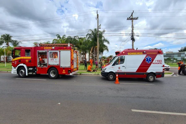 Criança de 4 anos é atropelada por bicicleta