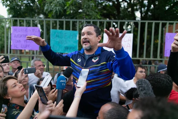 Representante de Maduro: ação na embaixada foi “ataque genocida”