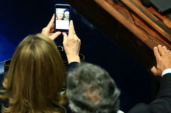 Janaína Paschoal recebe críticas de aliada de Dilma