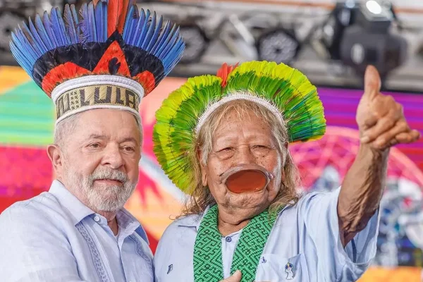 Com relação estremecida, Lula “falta” à mobilização de indígenas