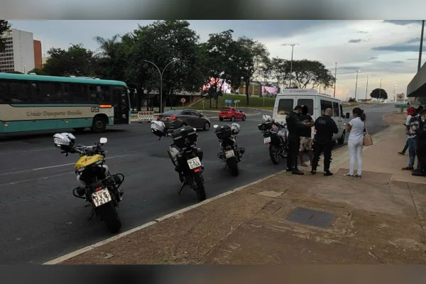 Foragido da Justiça é flagrado fazendo transporte pirata e vai preso no DF