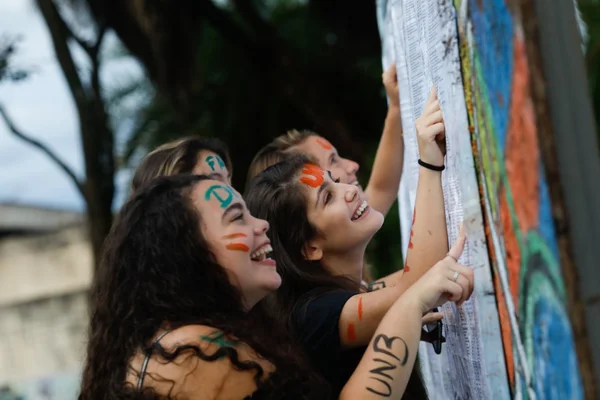 Covid: UnB troca novamente vestibular pelo Enem e faz mudança no PAS