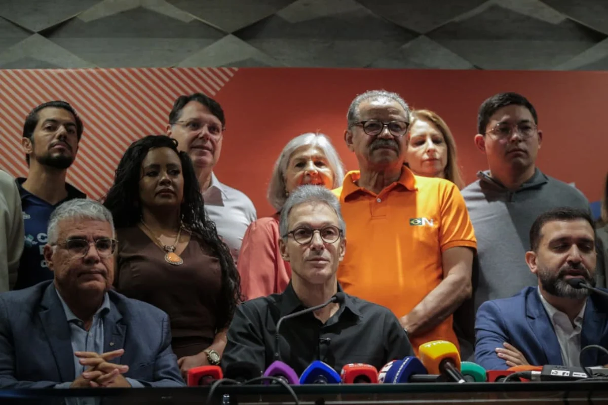 Romeu Zema ao lado do senador Eduardo Girão e do presidente do Novo, Eduardo Ribeiro Romeu Zema ao lado do senador Eduardo Girão e do presidente do Novo, Eduardo Ribeiro