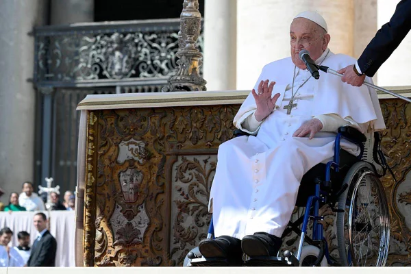 Papa Francisco fala pela primeira vez desde internação