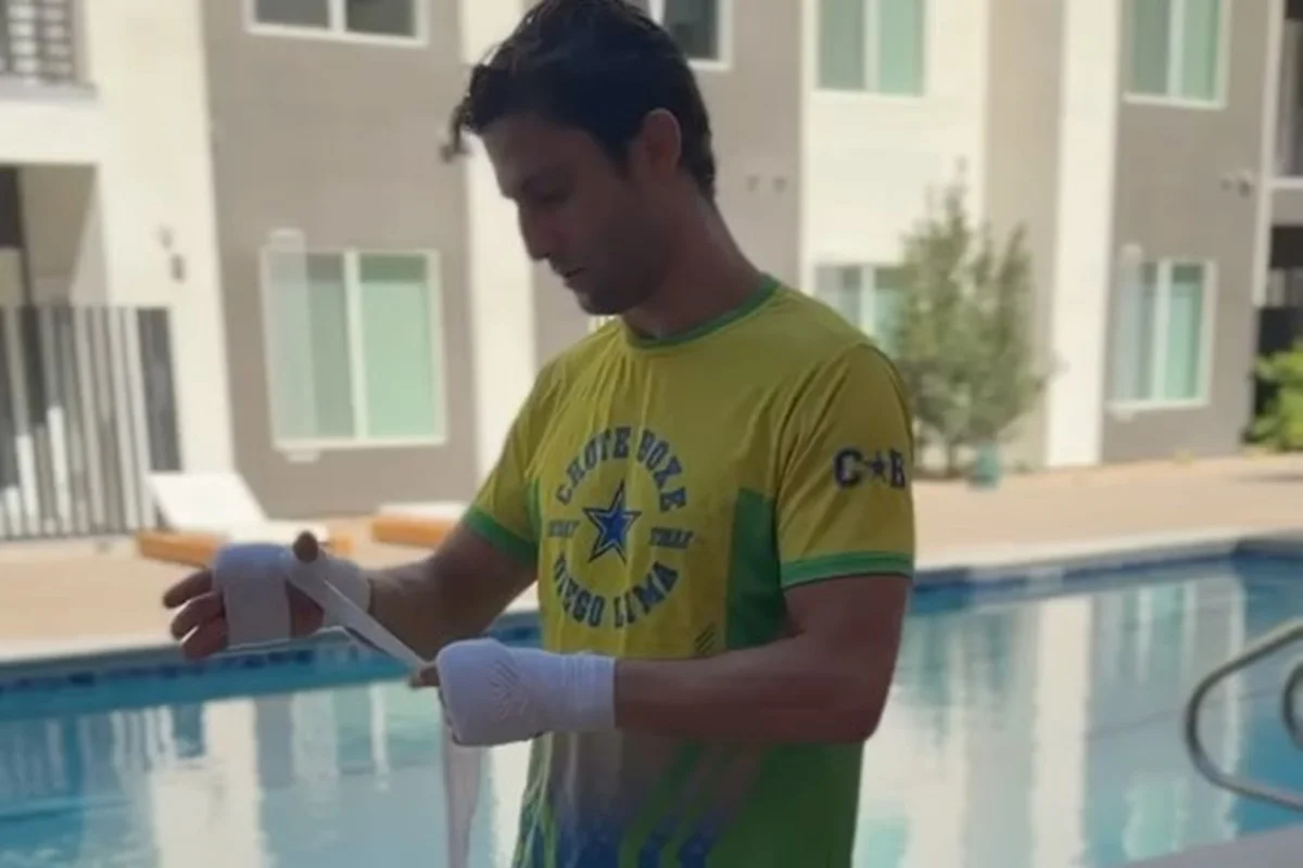 Allan “Puro Osso” Nascimento se prepara para treinamento Allan “Puro Osso” Nascimento se prepara para treinamento