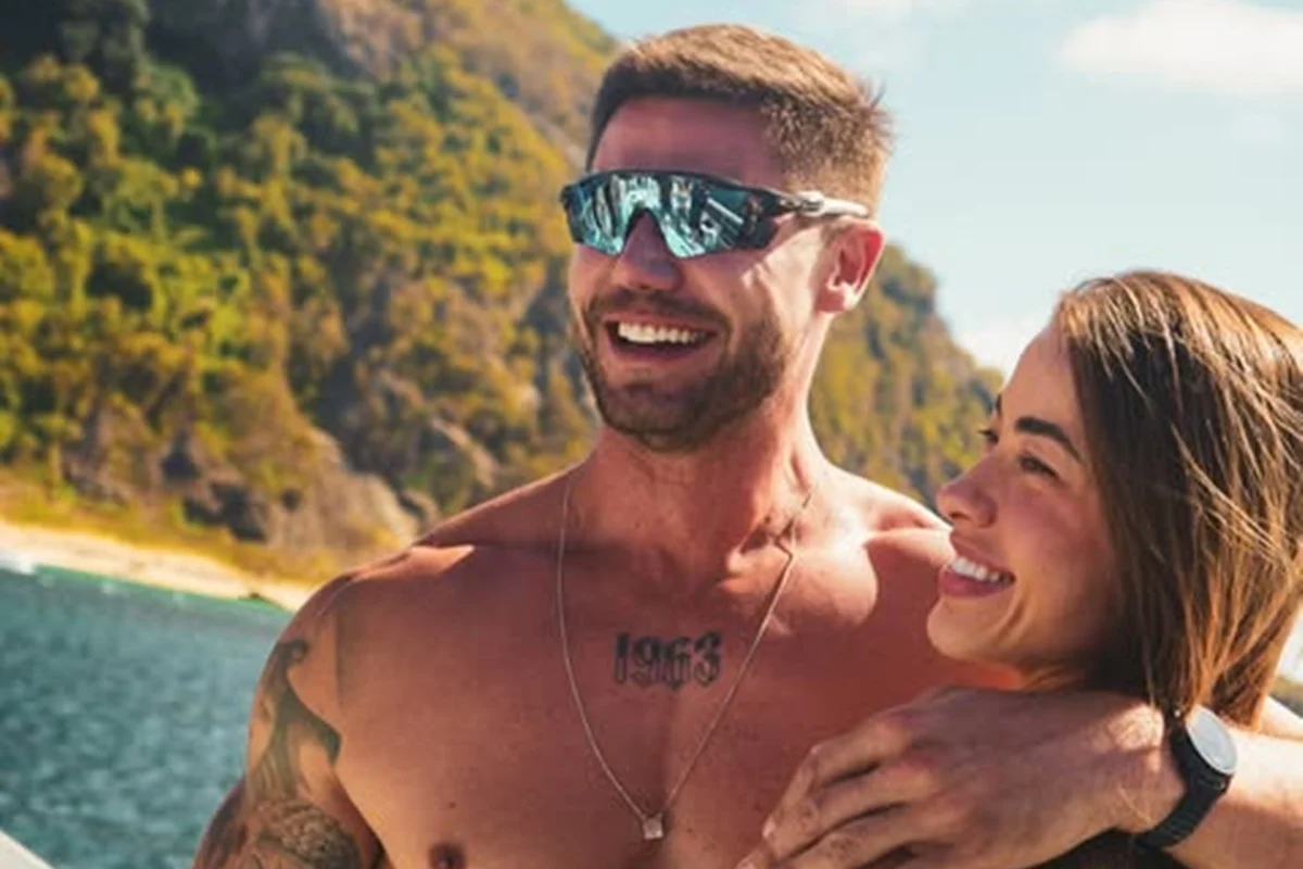 Quem é Elisa Klein, ex-BBB que assumiu romance com Jonas Sulzbach