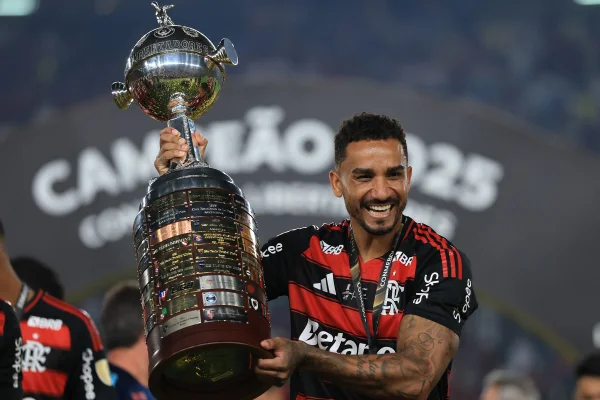 Foto colorida de Danilo, do Flamengo - Metrópoles