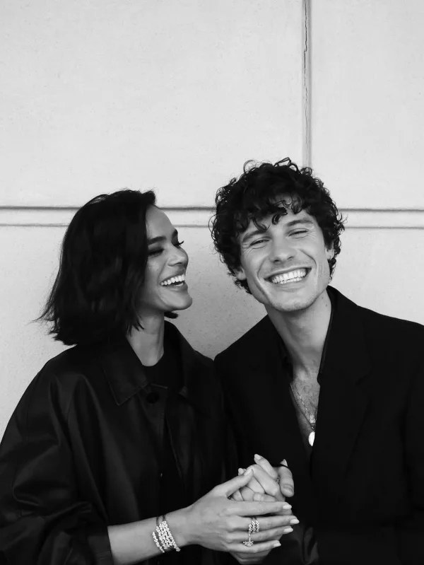 Bruna Marquezine abre o coração e fala sobre o desejo de ser mãe - destaque galeria Bruna Marquezine abre o coração e fala sobre o desejo de ser mãe - destaque galeria