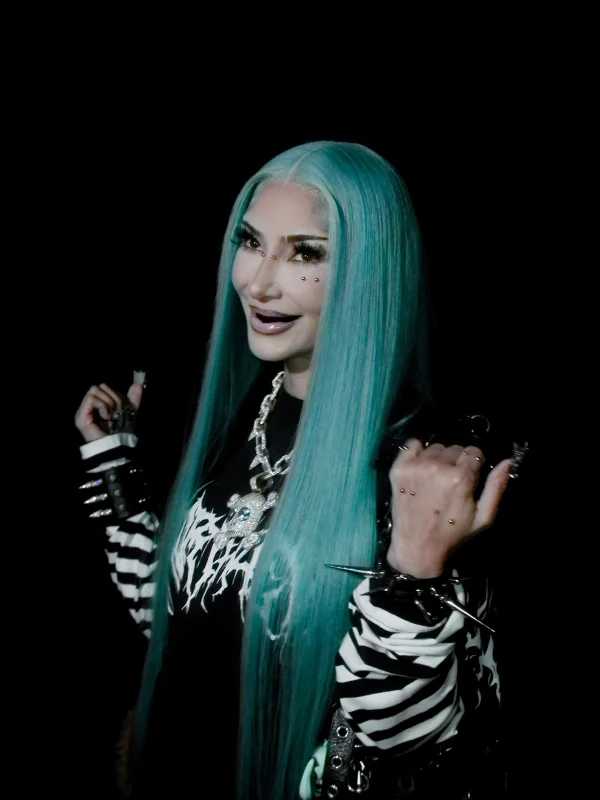 Kim Kardashian recria visual da filha North West em fantasia de Halloween - destaque galeria Kim Kardashian recria visual da filha North West em fantasia de Halloween - destaque galeria