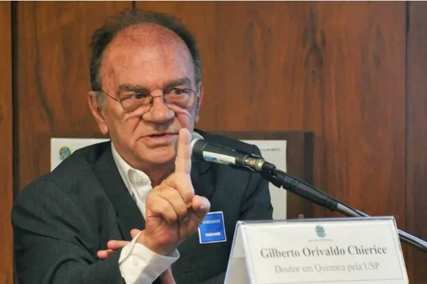Morre criador da fosfoetanolamina, a “pílula do câncer”