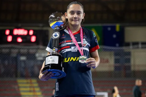 Atleta do DF é convocada para a Seleção Brasileira Sub-23 de futsal