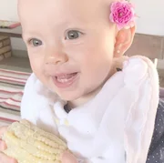 Manuela é linda, não é mesmo? Manuela é linda, não é mesmo?