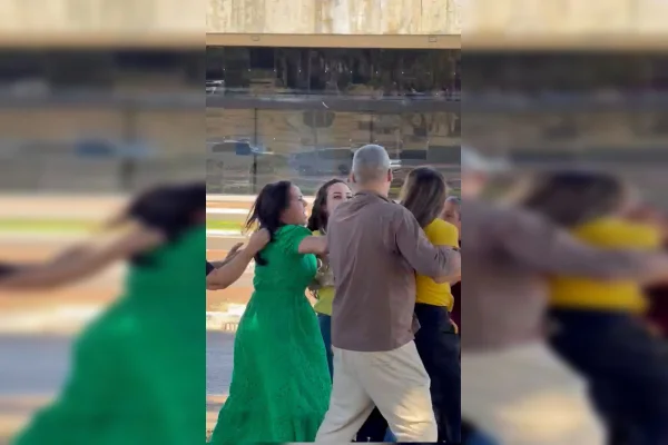 Candidatas do PL trocam empurrões em encontro de apoiadores de Bolsonaro