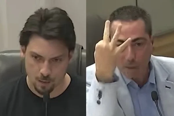 imagem colorida de jair renan bolsonaro durante sessão da câmara de balneário camboriú