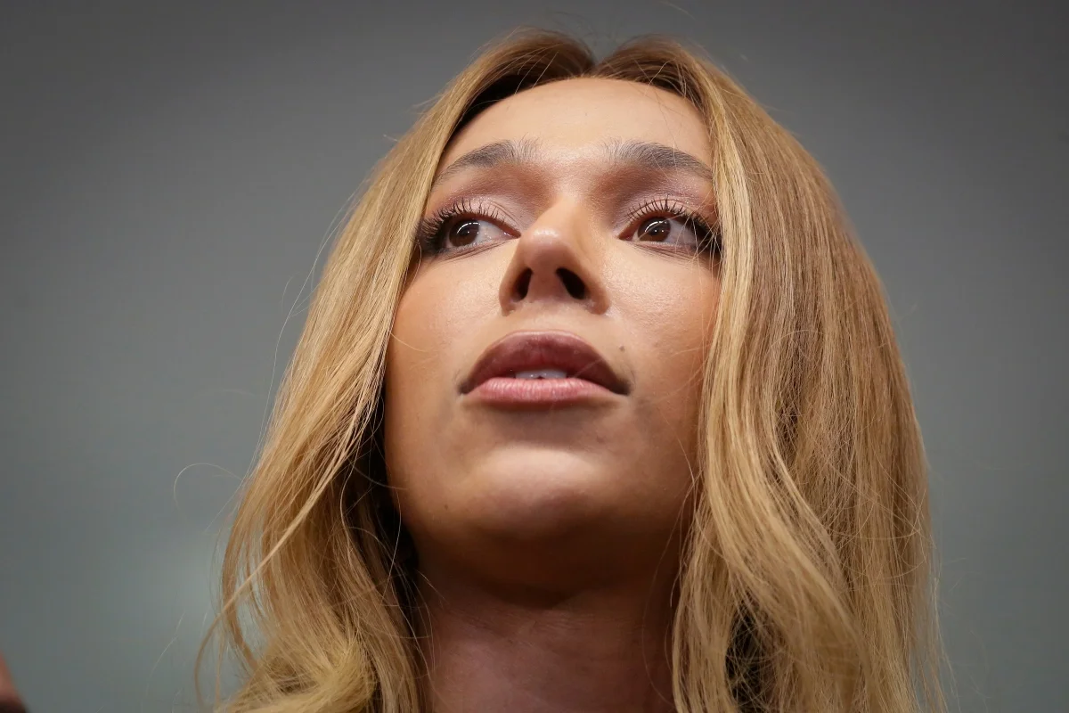 Erika Hilton aciona MPF para proibir comentarista de divulgar apostas