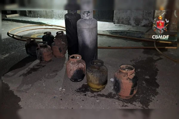 Explosão de botijões de gás deixa duas pessoas em estado grave no DF