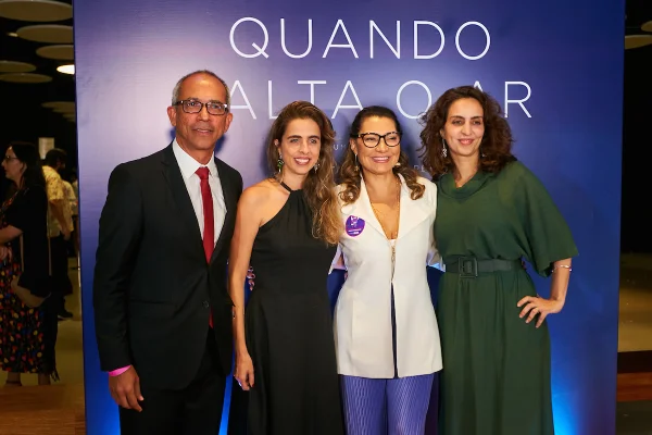Autoridades prestigiam pré-estreia do documentário Quando Falta o Ar