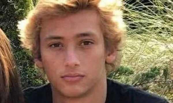 Calouro de Direito morre atropelado em frente a universidade no Rio