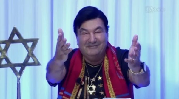 Imagem colorida de pastor Adelino de Carvalho - Metrópoles