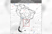 Na faixa costeira e em áreas da Região Sul, especialmente no Rio Grande do Sul e em Santa Catarina, as rajadas também podem superar 60 km/h entre os dias 6 e 8 de agosto. Na faixa costeira e em áreas da Região Sul, especialmente no Rio Grande do Sul e em Santa Catarina, as rajadas também podem superar 60 km/h entre os dias 6 e 8 de agosto.